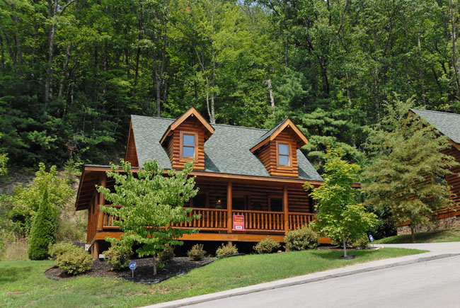 pigeon forge river access cabin