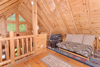 Pigeon Forge One Bedroom Cabin Rental convenient to Pigeon Forge and area attractions