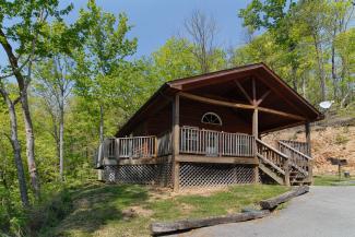 rustic pigeon forge cabin