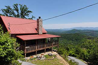 Pigeon Forge One bedroom Plus loft non Smoking Cabin Rental with a panoramic Smoky Mountain View