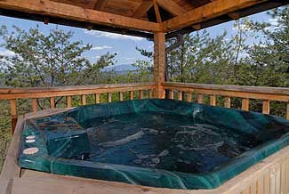 Picture yourself in this hot tub admiring the views of the majestic Smoky Mountains