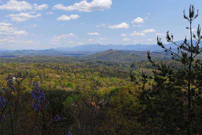 Fabulous mountain views from Angels Nest cabin on Bluff Mountain in Pigeon Forge