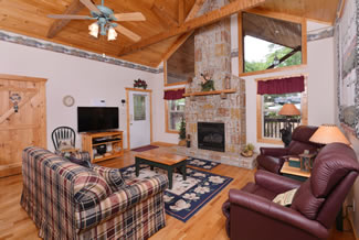 Tennessee Vacation Cabin Rental Livingroom Area