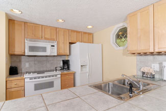 Pigeon Forge Chalet Rental with a Fully Equipped Kitchen