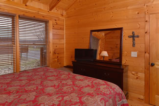 Pigeon Forge One Bedroom Cabin Rental Convenient to the Pigeon Forge Parkway