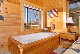 Pigeon Forge Vacation Cabin Rental with Big Indoor Whirlpool