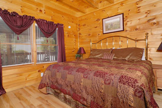 Pigeon Forge Seven Bedroom Cabin Rental