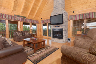 Pigeon Forge Cabin Living Room Area