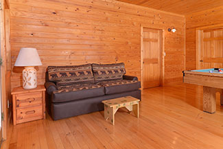 Pigeon Forge Cabin Rental Gameroom Area