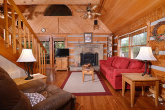 Pigeon Forge One Bedroom Cabin Rental Livingroom Area