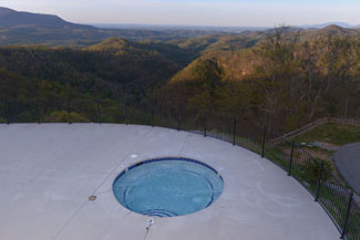 Tennessee Luxury Resort The Preserve Resort Hot Tub Located Beside the Seasonal Outdoor Swimming Overlooking A Panoramic Mountain View