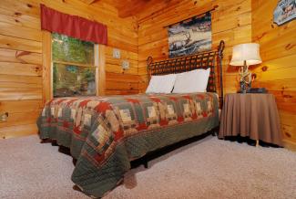 Emerald's Ridge - Shagbark 98 - Log Cabin with hot tub and ...