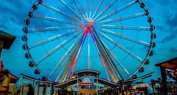 theislandpigeonforge.jpg