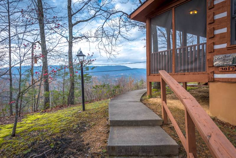 Pleasant View mountain views from entry deck