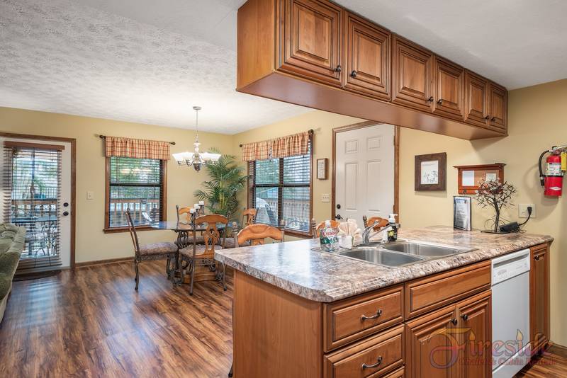 SMOKY MOUNTAIN DREAM Woodridge 2 Bedroom Pigeon Vacation Cabin Rental