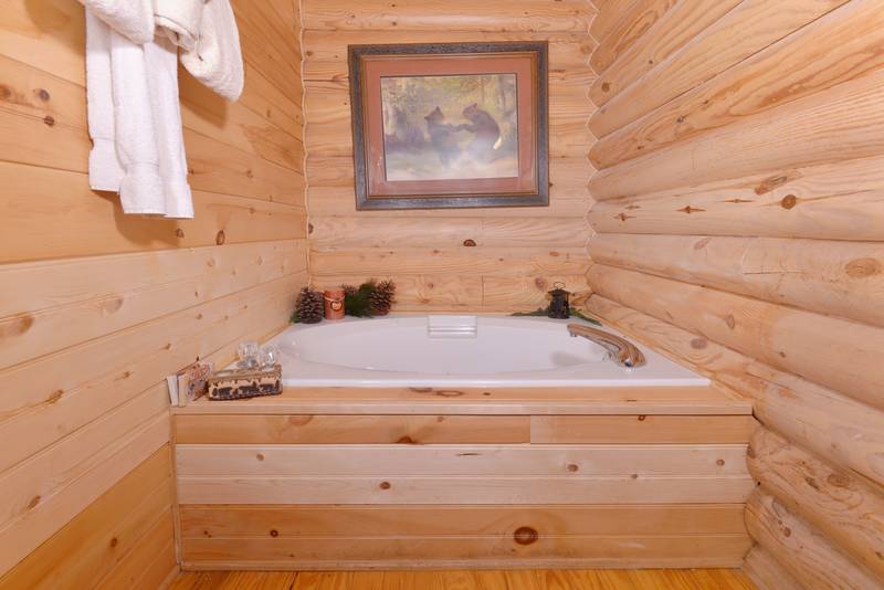 Pigeon Forge Master Suite Cabin Rentals