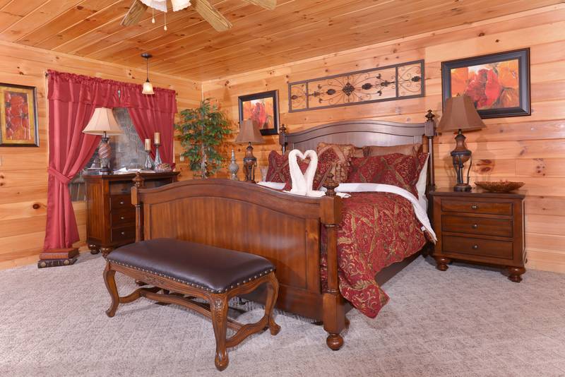 Tennessee Deluxe Honeymoon Suite