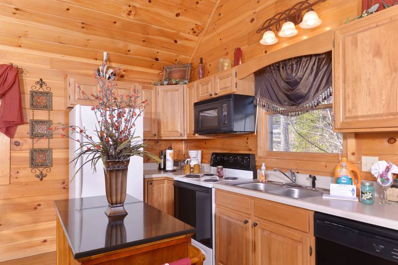 Pigeon Forge One Bedroom Cabin Rental Kitchen