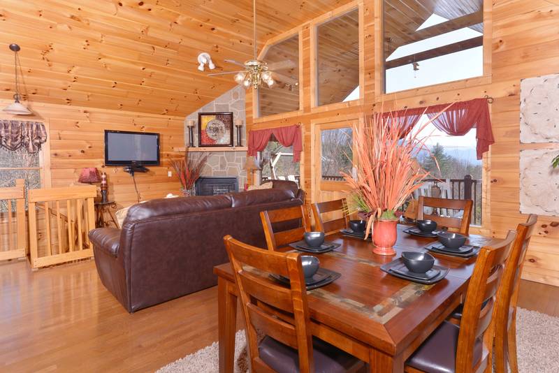 Deluxe Tennessee Vacation Cabin Rental