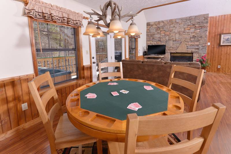 Pigeon Forge Cabin Rental Card Table