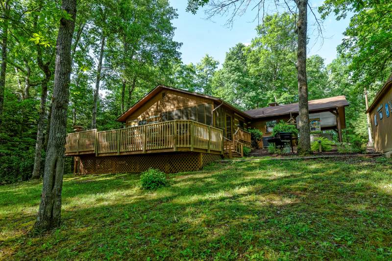 Pigeon Forge Two Bedroom Secluded Cabin Rental