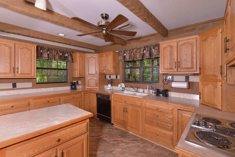 Pigeon Forge Cabin Rental Large Kitchen Area