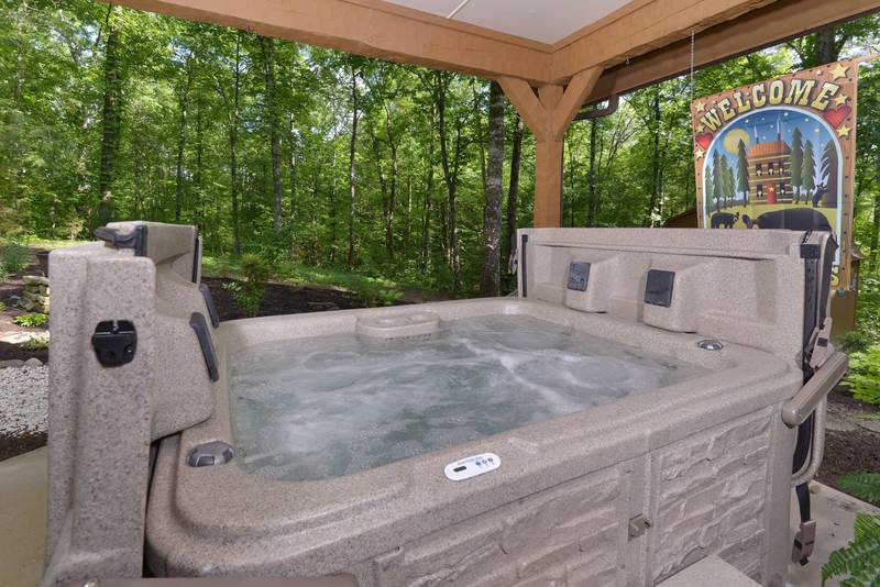 Pigeon Forge Cabin Rental Covered Hot Tub