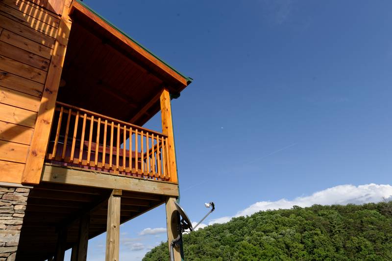 Pigeon Forge Three Bedroom Cabin Rental