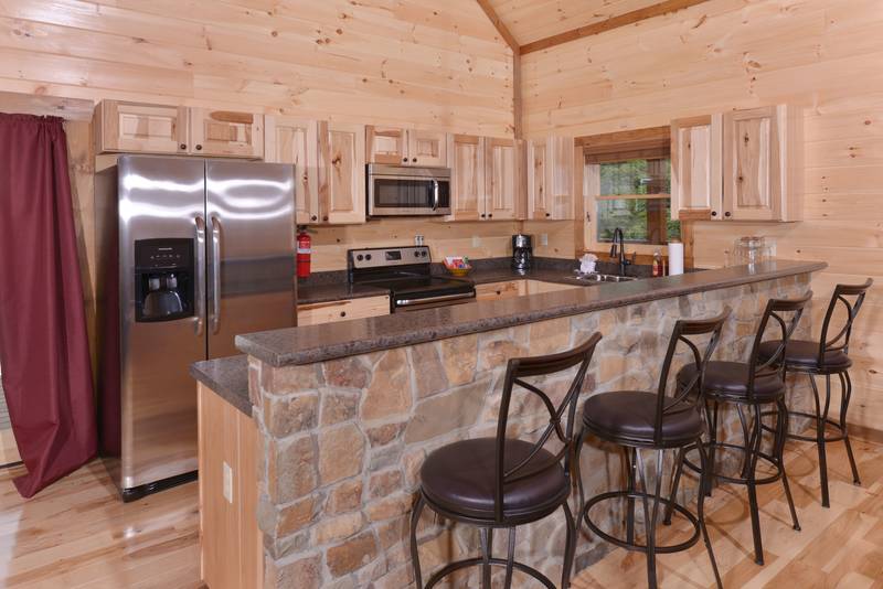 Pigeon Forge Cabin Fully Equipped Kitchen