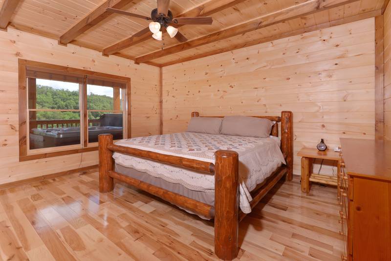 This Main Level Pigeon Forge Cabin Rental offers a King Size Bed