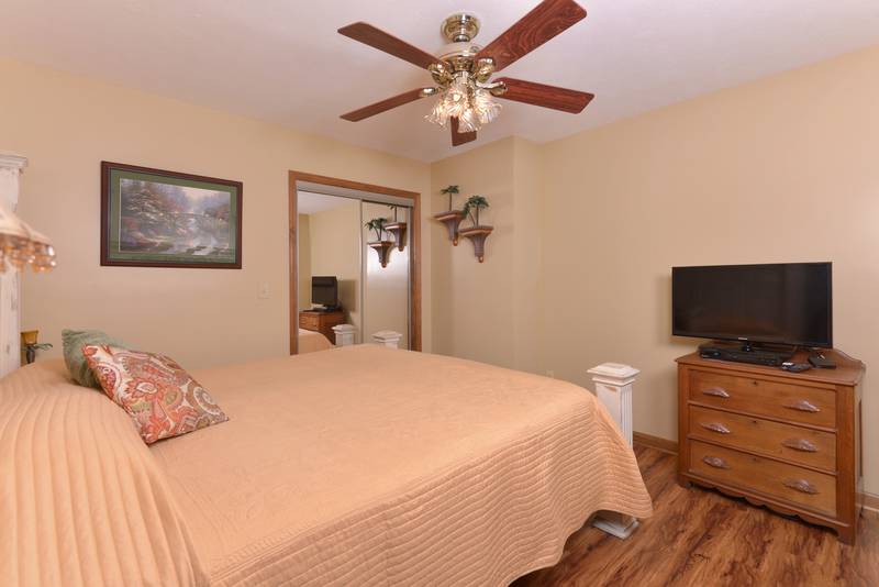 SMOKY MOUNTAIN DREAM Woodridge 2 Bedroom Pigeon Vacation Cabin Rental