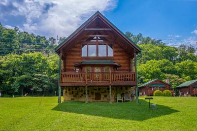 River Cabin back deck