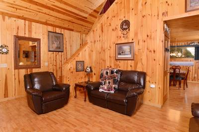 Deer to Dream living room and dining area