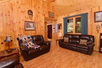 Deer to Dream living room