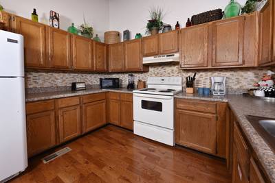 Pleasant View fully furnished kitchen with microwave