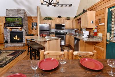 A Beary Good Time fully furnished kitchen