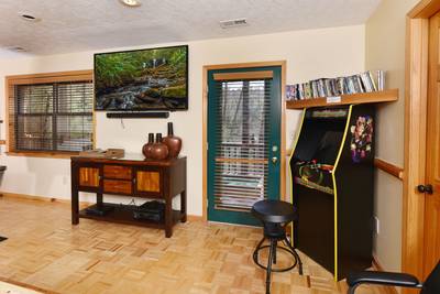 A Beary Good Time lower level game room with multi-cade arcade system