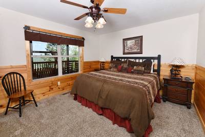 Getaway Mountain Lodge lower level bedroom 4