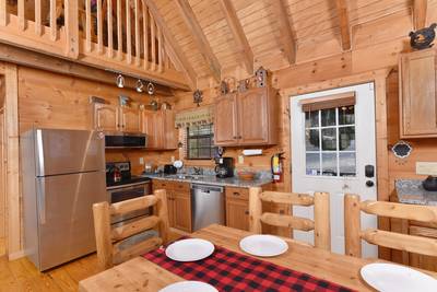 Beary Beary Special dining area and fully furnished kitchen