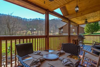 Bear Run covered back deck