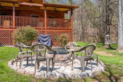 Bear Run outdoor fire pit and covered back deck