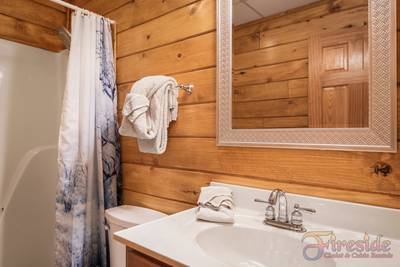 Winter Ridge lower level bathroom