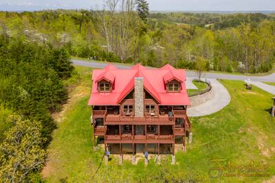 A Cabin of Dreams arial view