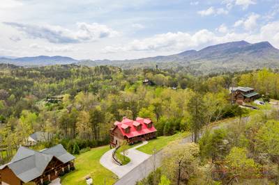 A Cabin of Dreams located in the Great Smoky Mountains