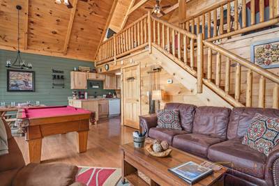 A Walk in the Clouds lower level living room with pool table
