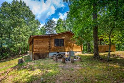 Walden Ridge Retreat outdoor fire pit