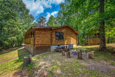 Walden Ridge Retreat outdoor fire pit