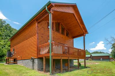 River haven covered back deck