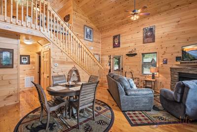 River Haven dining area and living room