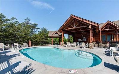 Big Bear Lodge and Resort outdoor swimming pool
